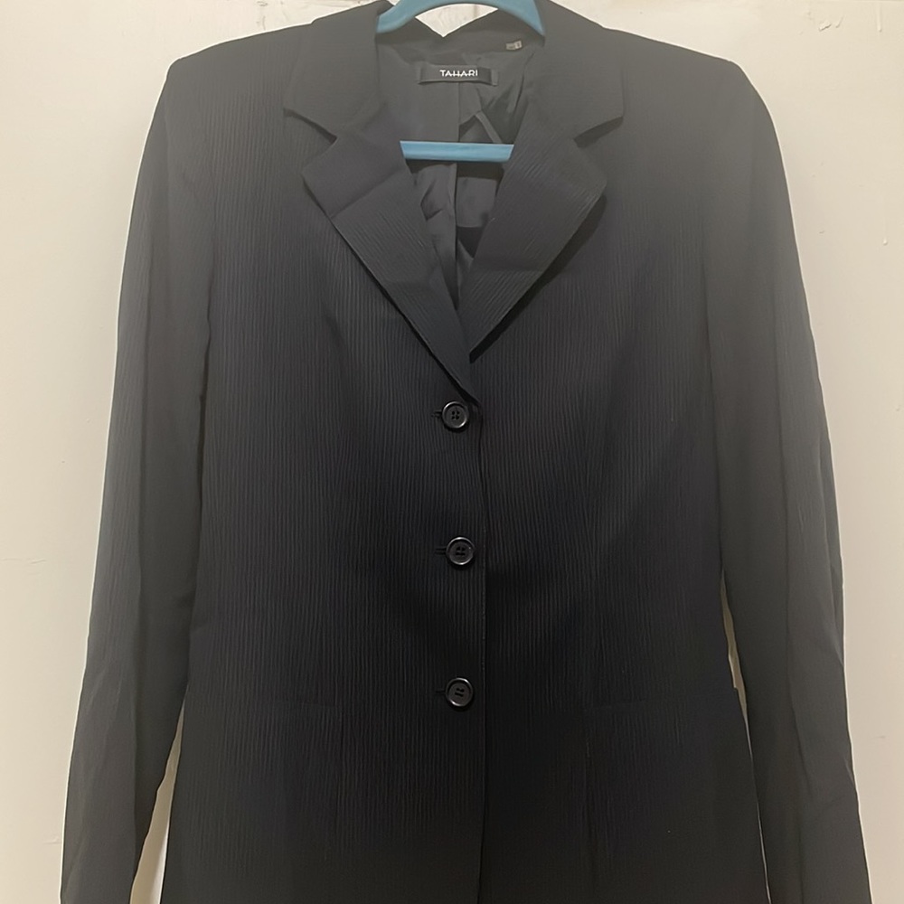 Tahari black striped blazer
